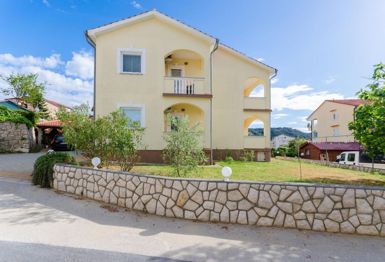 Apartments Alex Lopar Esterno foto